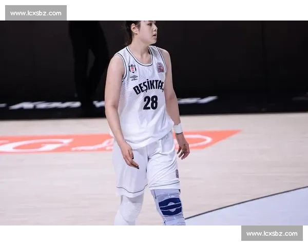 WNBA 赛场再爆假阳具投掷事件,第三次恶性干扰引联盟重拳整顿 WNBA 赛场再爆假阳具投掷事件,第三次恶性干扰引联盟重拳整顿